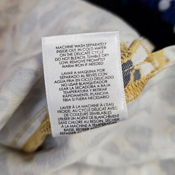 CAbi Womens Providence Shirt Jacket Size Medium Casual Animal Print Shacket Cute - Picture 8 of 10